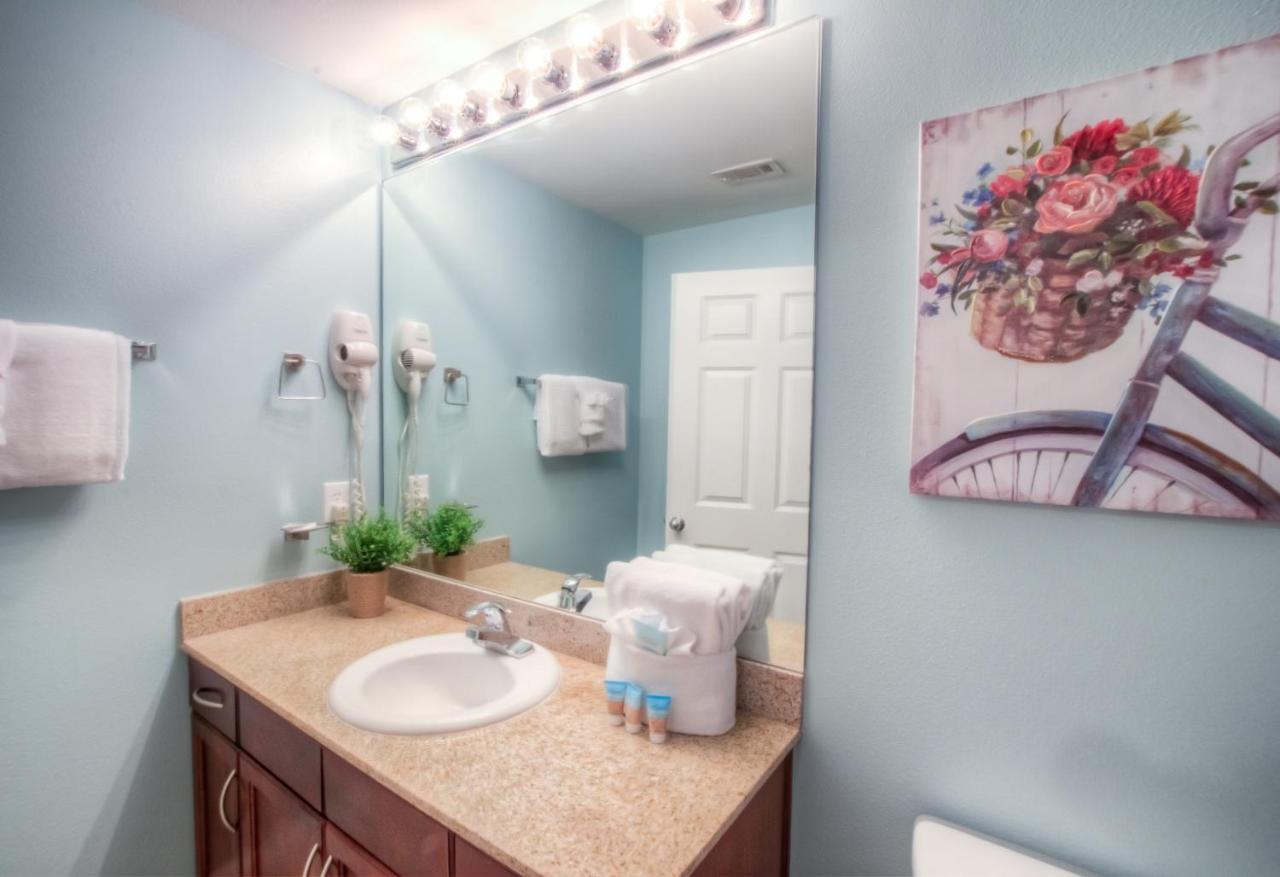 Holiday home Brand New!laketown Wharf 334! Beautiful 3 Bd, Great Amenities, And Great Location